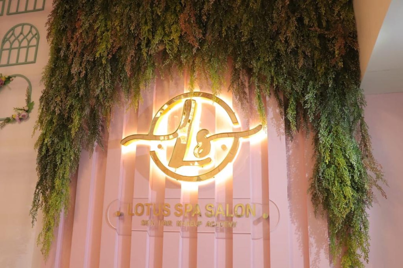 Lotus Pro Spa Salon Academy signage